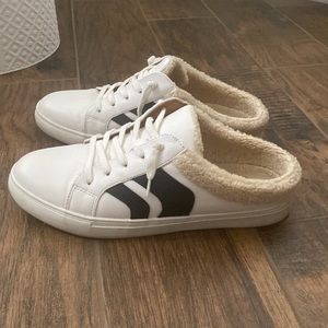 Dolce Vita Sneakers